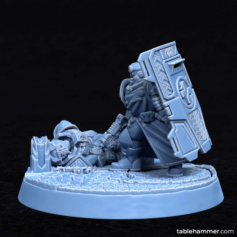 Forgeheart Medicus – SCENIC base (space dwarf combat medic with shield) - Only-Games