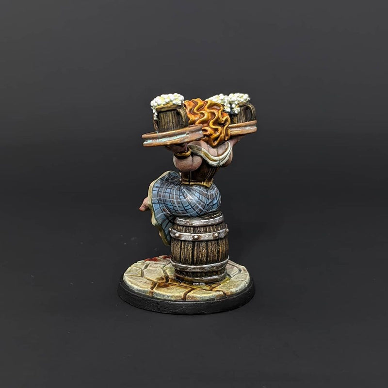 Dorella Breakheart [32mm Scale] Female Dwarf Innkeeper - Only-Games