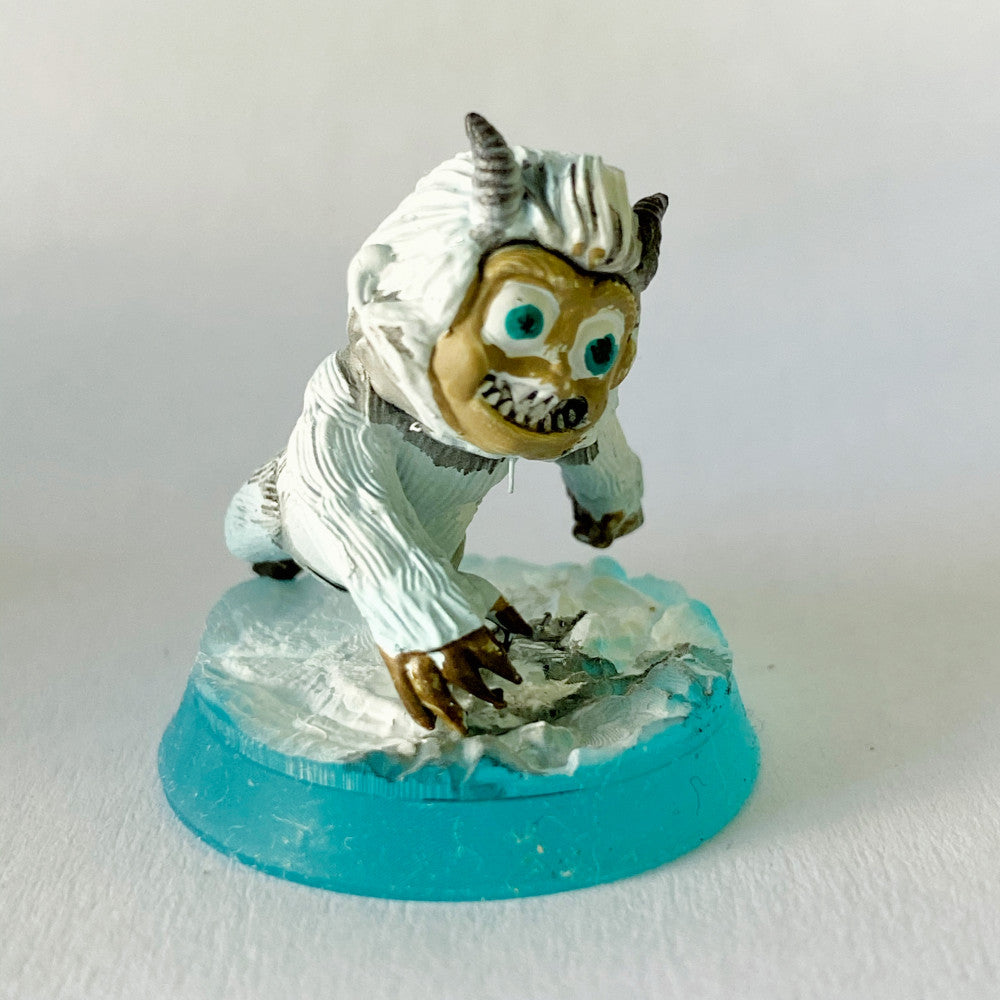 BABY YETI CRYING - Papsikels Miniatures - Miniatures by