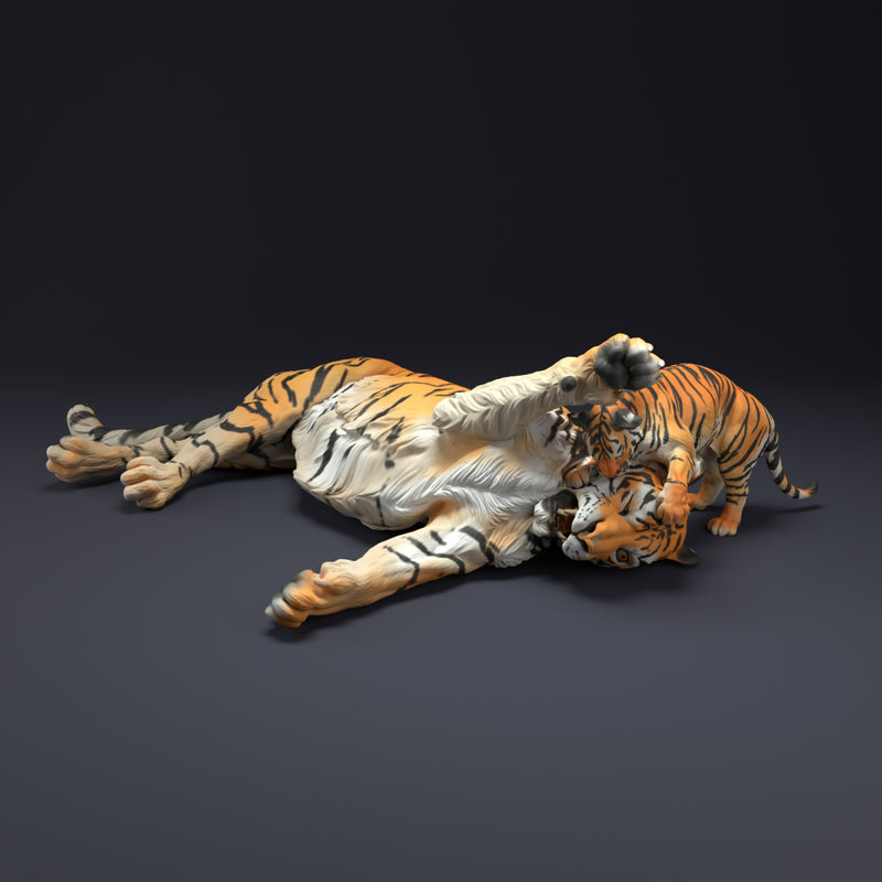 Bengal Tiger and Cub Playing 1/43 - Only-Games