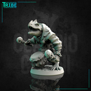 (0141) Troglodyte musician bard with drum - Only-Games