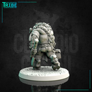 (L 0025) Male minotaur with axes + base (Large) - Only-Games