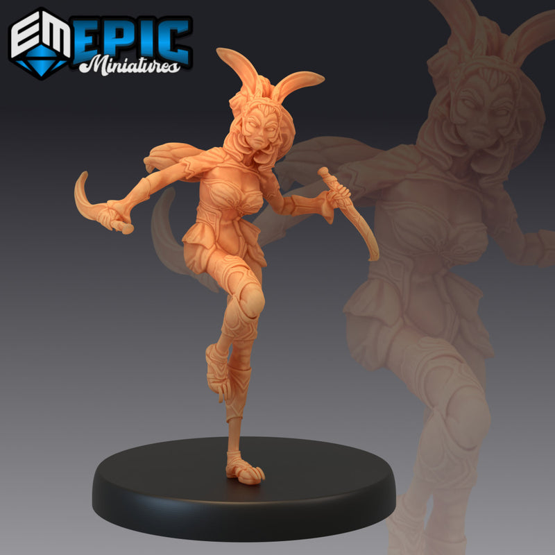 Female Werebunny Dagger / Bunny Woman Hybrid / Rabbit Folk / Rodent Warrior  / Hare Army - Epic Miniatures - Miniatures by