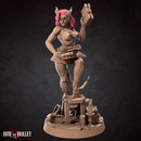 Liz, the Librarian - Only-Games