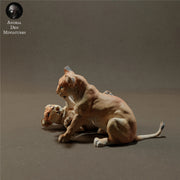 Lion Cubs Playing 1/43 - Only-Games