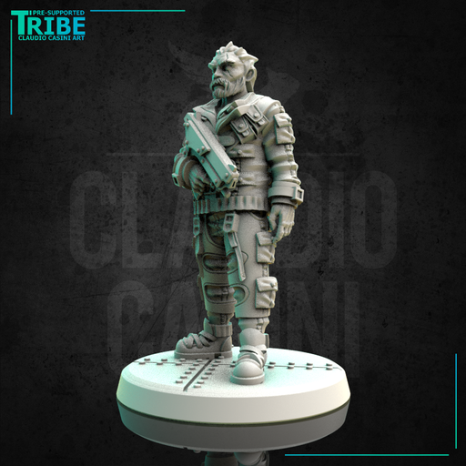 (0172) Male military soldier mercenary with a uzi - Only-Games