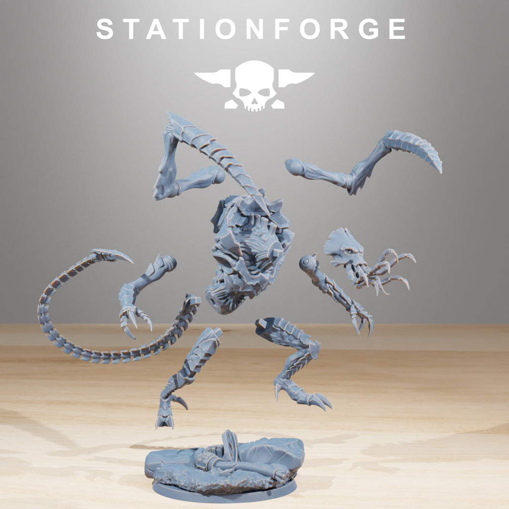 Xenarid Soul Eater - StationForge - Miniatures by Only-Games.co