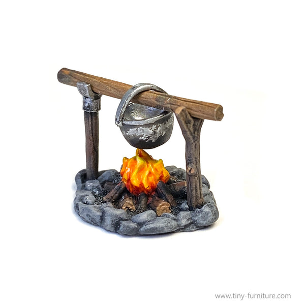 Campfire with the cooking pot - Only-Games