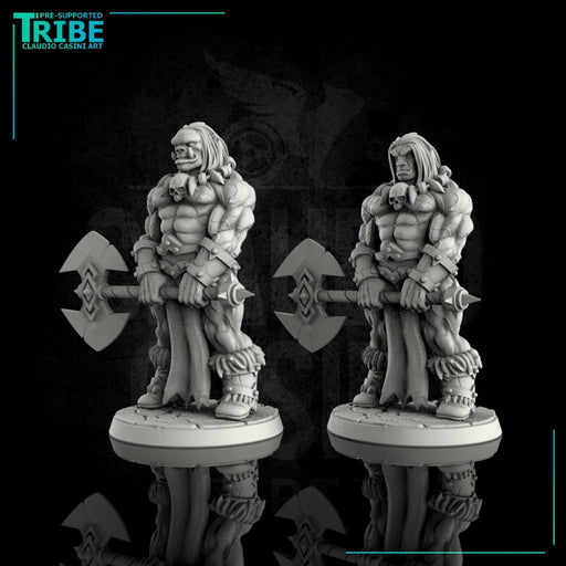 (0065) Male human / orc barbarian with dubble axe - Only-Games
