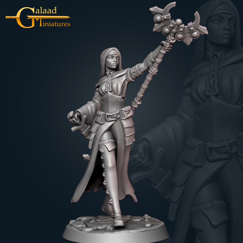Female Priest - Only-Games