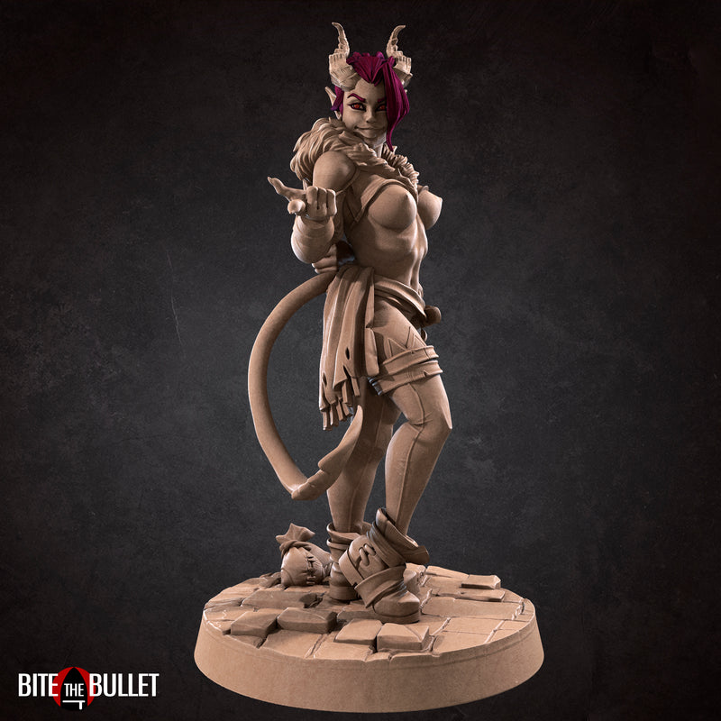 Tiefling Rogue - Only-Games