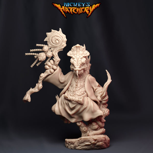Chameleon Lizardman Druid with Scenic Base | The Kammi | 32mm, 54mm, 75mm | - Only-Games
