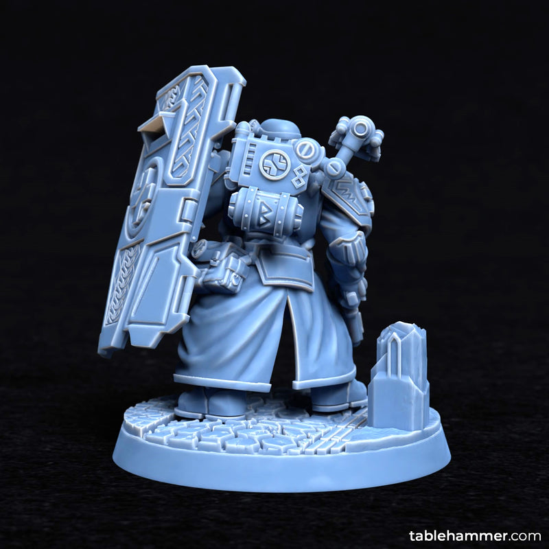 Forgeheart Medicus – 40mm base (space dwarf combat medic with shield) - Only-Games