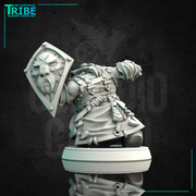(0158) Male dwarf warrior with a shield and an arm-blade - Only-Games