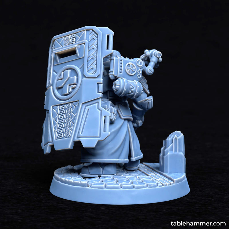 Forgeheart Medicus – 40mm base (space dwarf combat medic with shield) - Only-Games